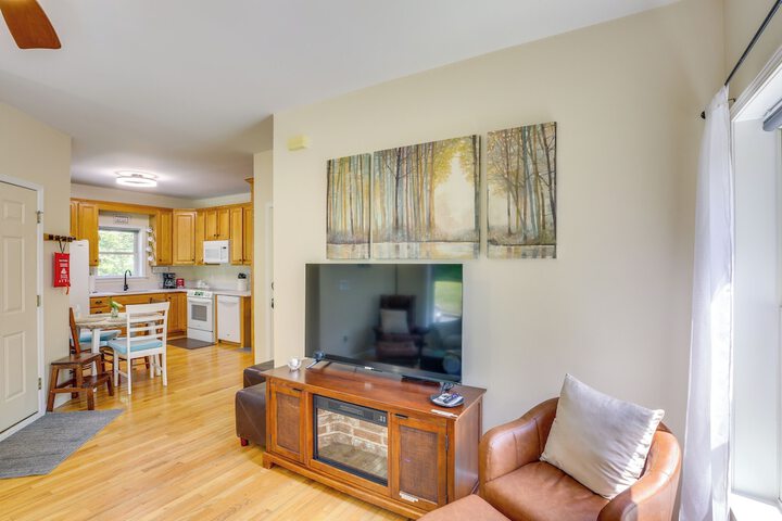 Near Hiking: Blue Ridge Mtn Home on Private Acre