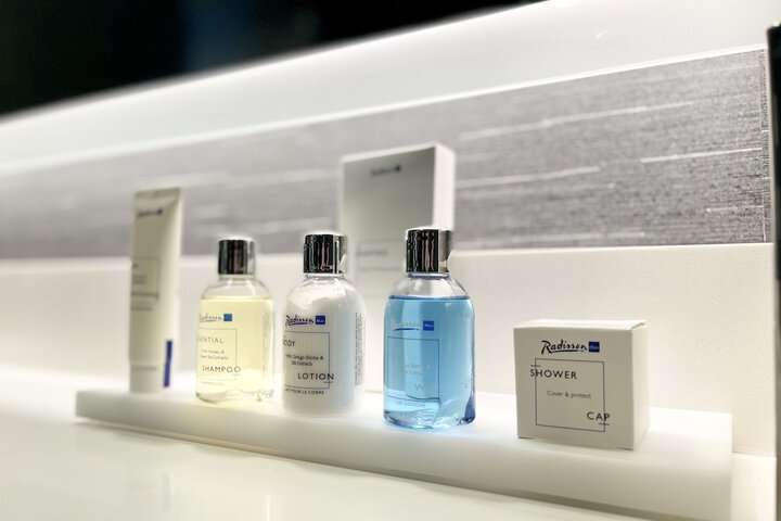 Radisson Blu Vancouver Airport Hotel & Marina