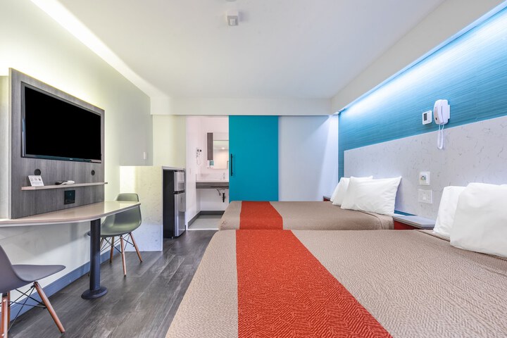Room 20 of 31