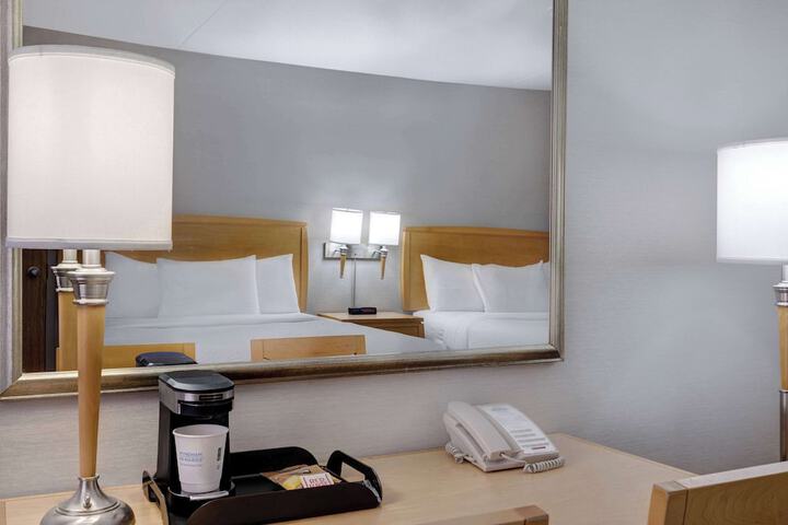 Room 19 of 37