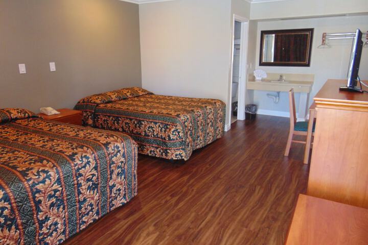 Room 12 of 42
