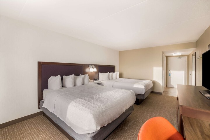 Hampton Inn McHenry