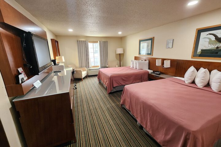 Room 17 of 33