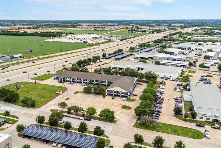 Days Inn by Wyndham McKinney