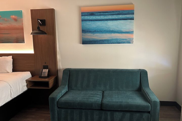 Room 29 of 38