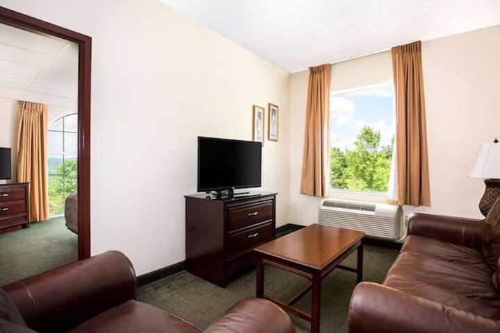 Room 16 of 61