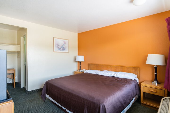 Room 42 of 50