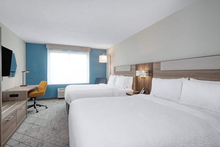 Room 15 of 35