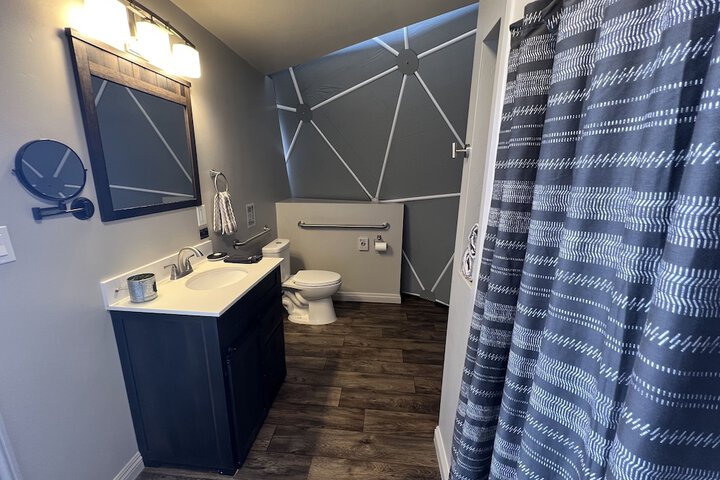 Room 47 of 127