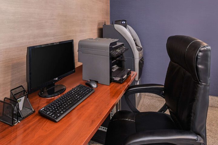 Business Center 50 of 52