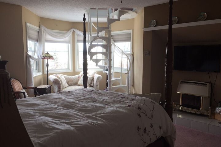 Room 20 of 31