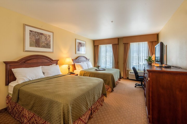 Natchez Grand Hotel & Suites on the River