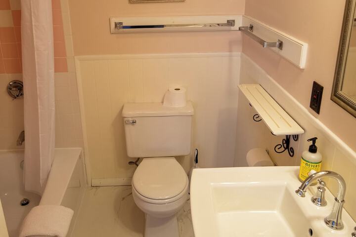 Room 44 of 50