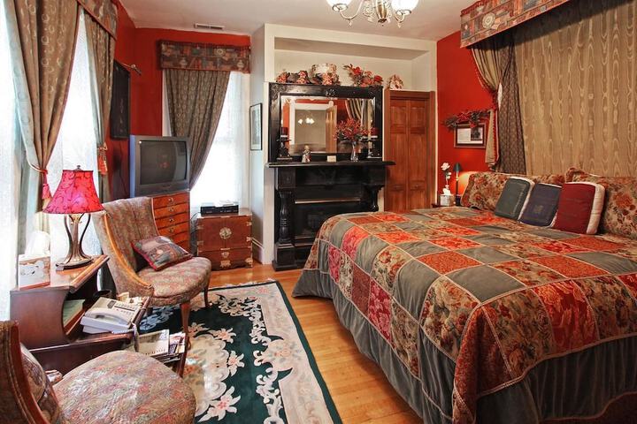 Room 20 of 39