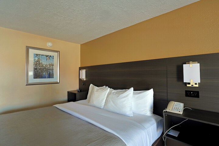 Quality Inn Kennedy Space Center