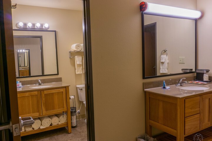 Room 71 of 89