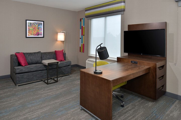 Room 34 of 69