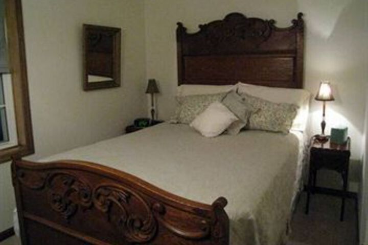 Artists Inn & Gallery