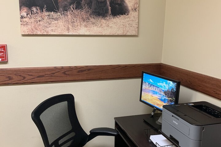 Yellowstone Lodge