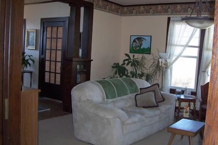 Room 16 of 24