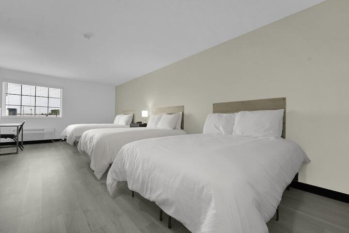 Room 25 of 31