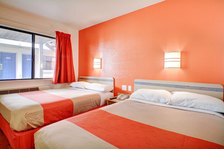 Motel 6 Southington CT - Hartford
