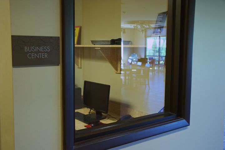 Business Center 47 of 48