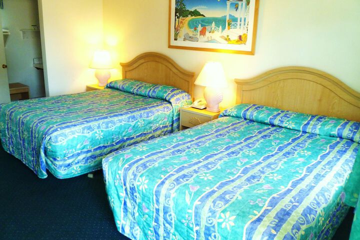Room 27 of 37