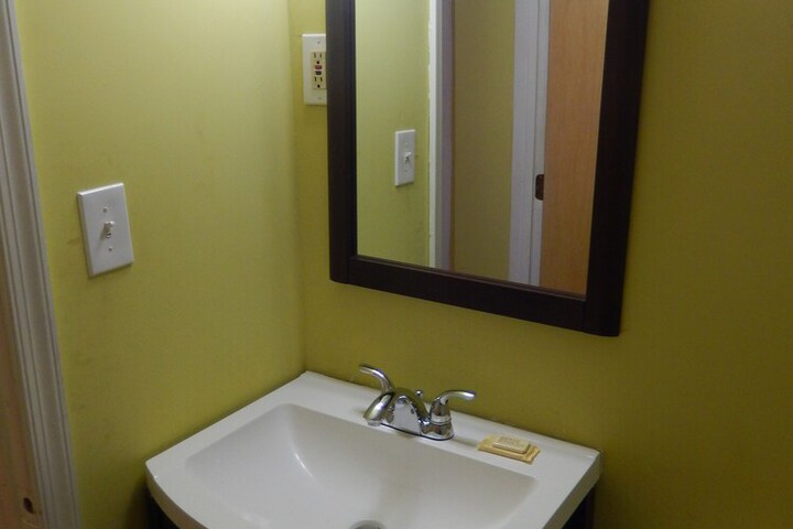 Room 12 of 14