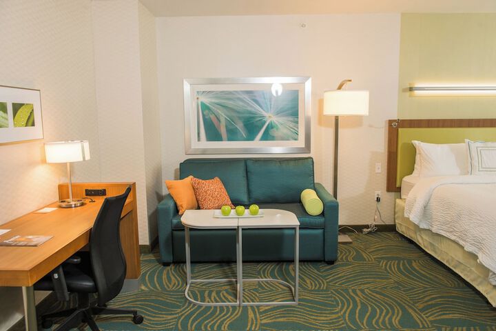 Room 22 of 34