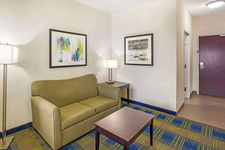 Room 29 of 42