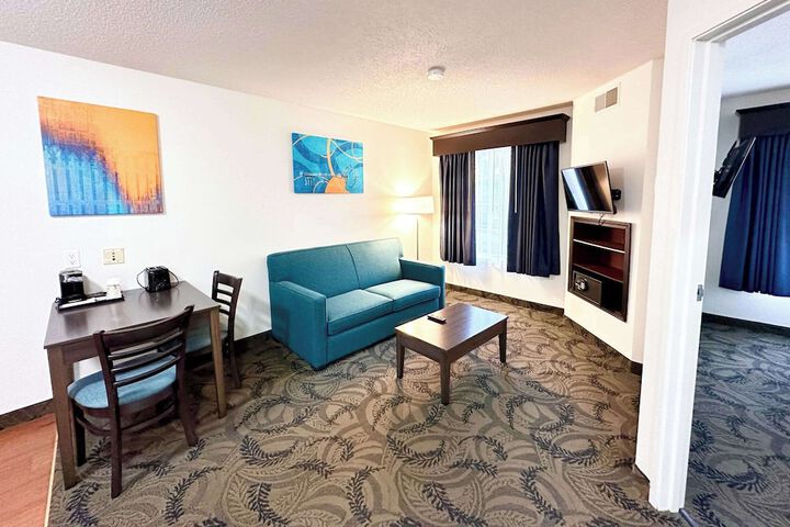 Room 48 of 109