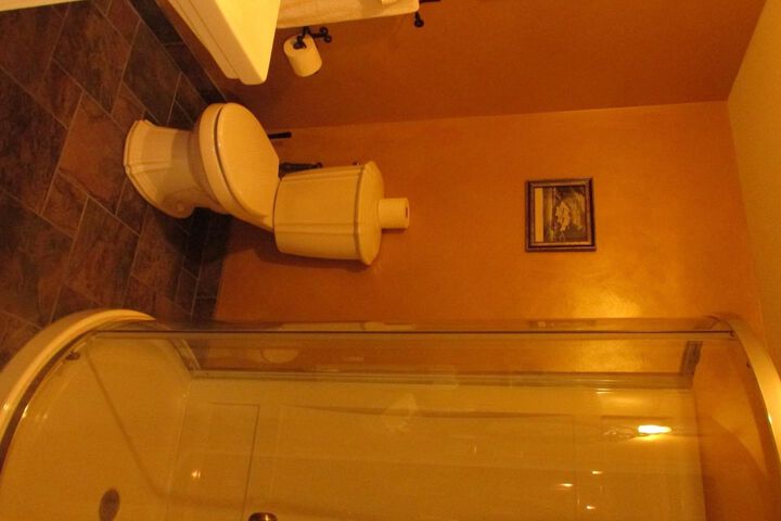 Room 18 of 46