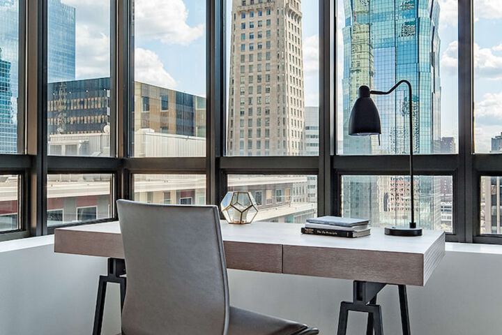 The Marquette Hotel Curio Collection by Hilton