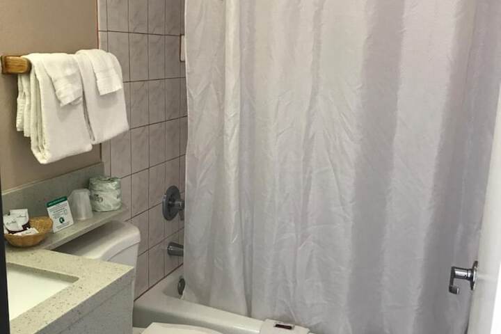 Manhattan Inn & Suites - LAX
