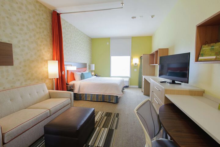 Room 15 of 26