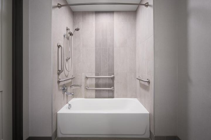 Best Western Premier Hotel at Fishers Landing