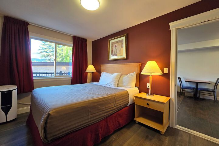 Sahara Courtyard Inn