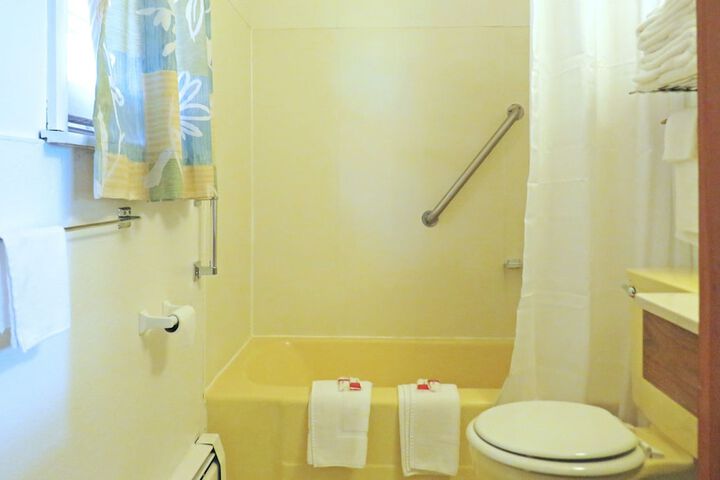 Room 13 of 50