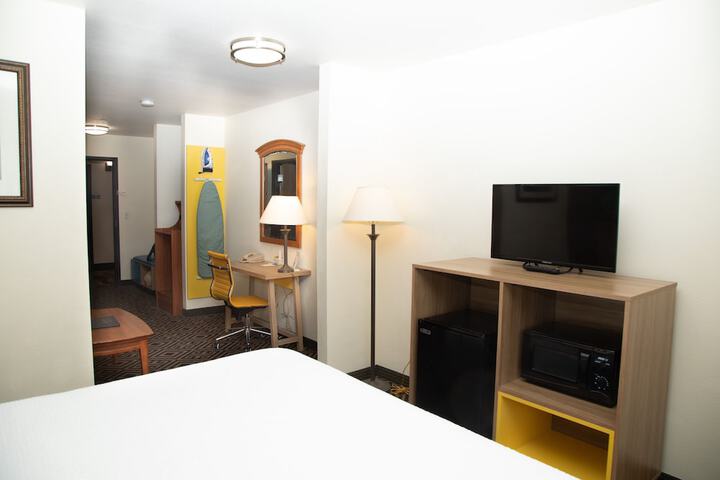 Room 68 of 102