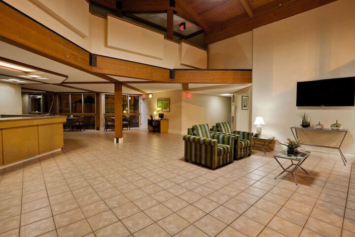 Hotel Interior 15 of 60