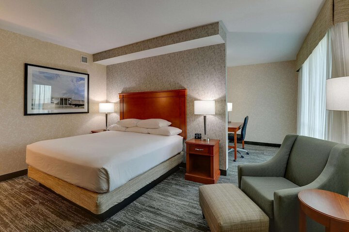 Room 10 of 40