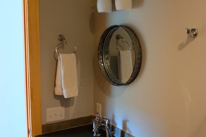 Room 9 of 25