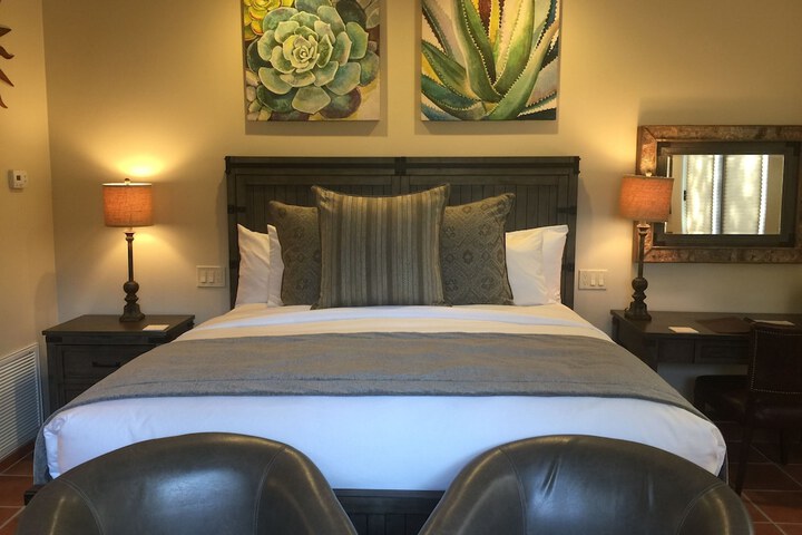 Room 170 of 285