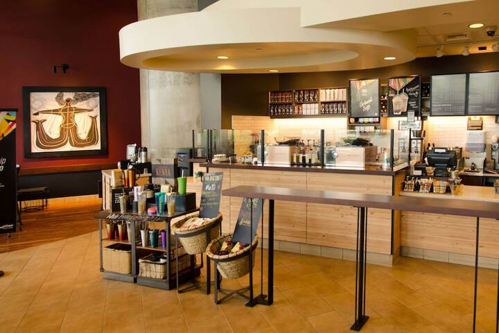 Hilton San Diego Bayfront