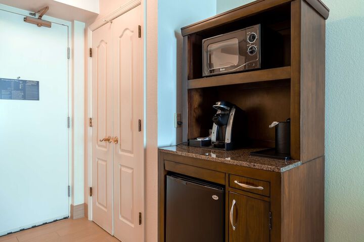 Room 20 of 53