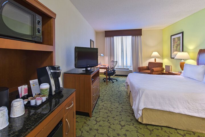 Room 21 of 33