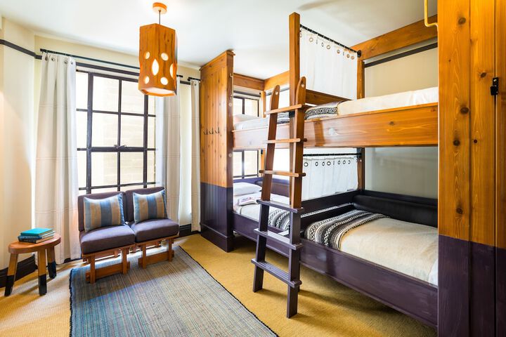 Room 44 of 89