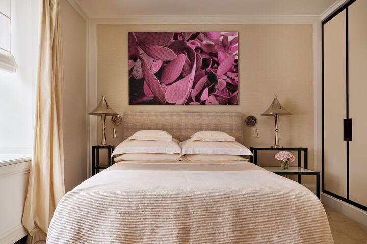 Room 44 of 64