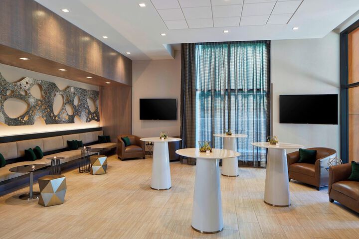 AC Hotel by Marriott Seattle Bellevue / Downtown